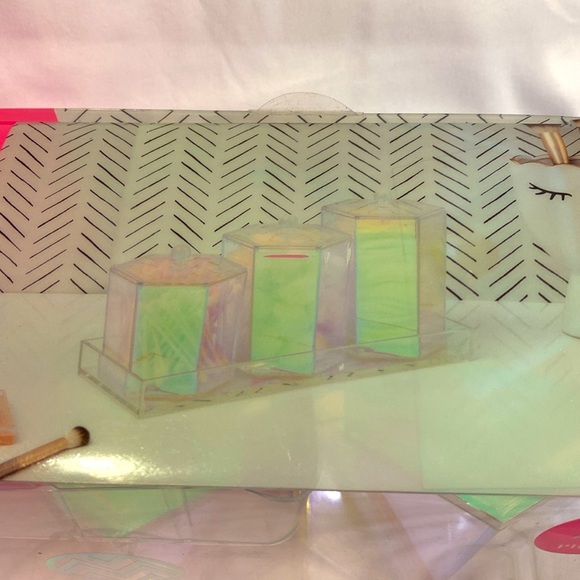 MacBeth Collection Beauty Essentials Organizer Set New in Box - Picture 2 of 7